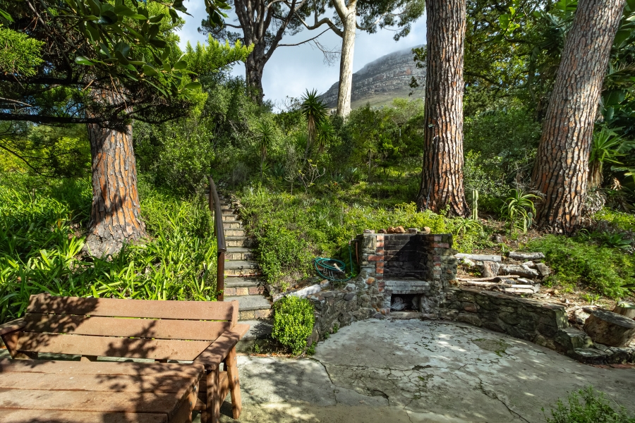To Let 2 Bedroom Property for Rent in Tamboerskloof Western Cape